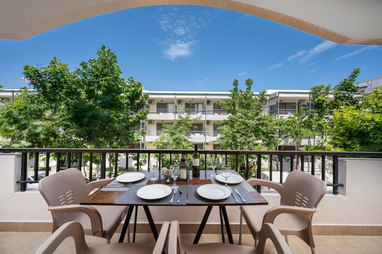 Prestige Holiday Apartments 코스 타운 외부 사진