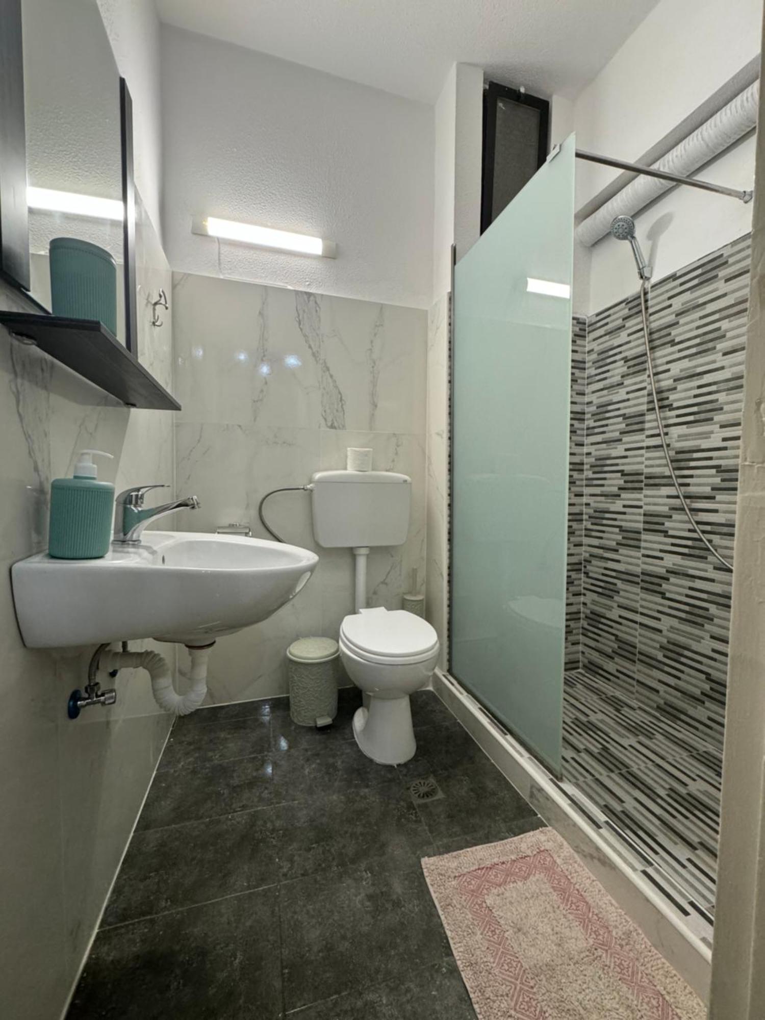 Prestige Holiday Apartments 코스 타운 외부 사진
